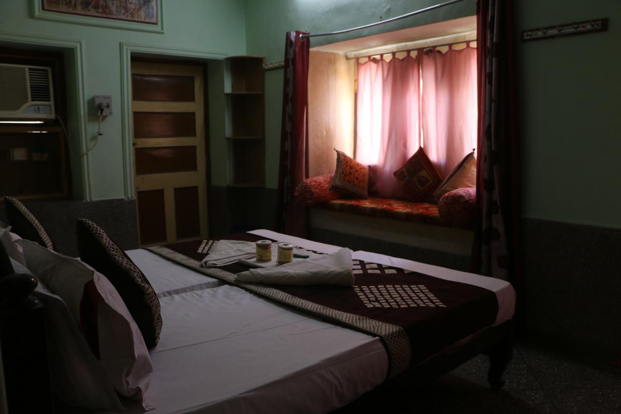 Ratan Hostel Jaisalmer Esterno foto