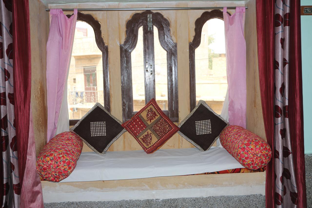 Ratan Hostel Jaisalmer Esterno foto